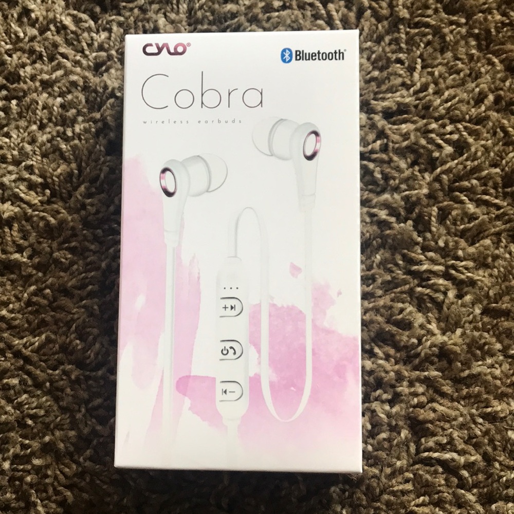 NIB Cobra wireless earbuds